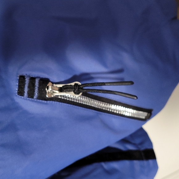 Winter coat - Picture 3 of 15